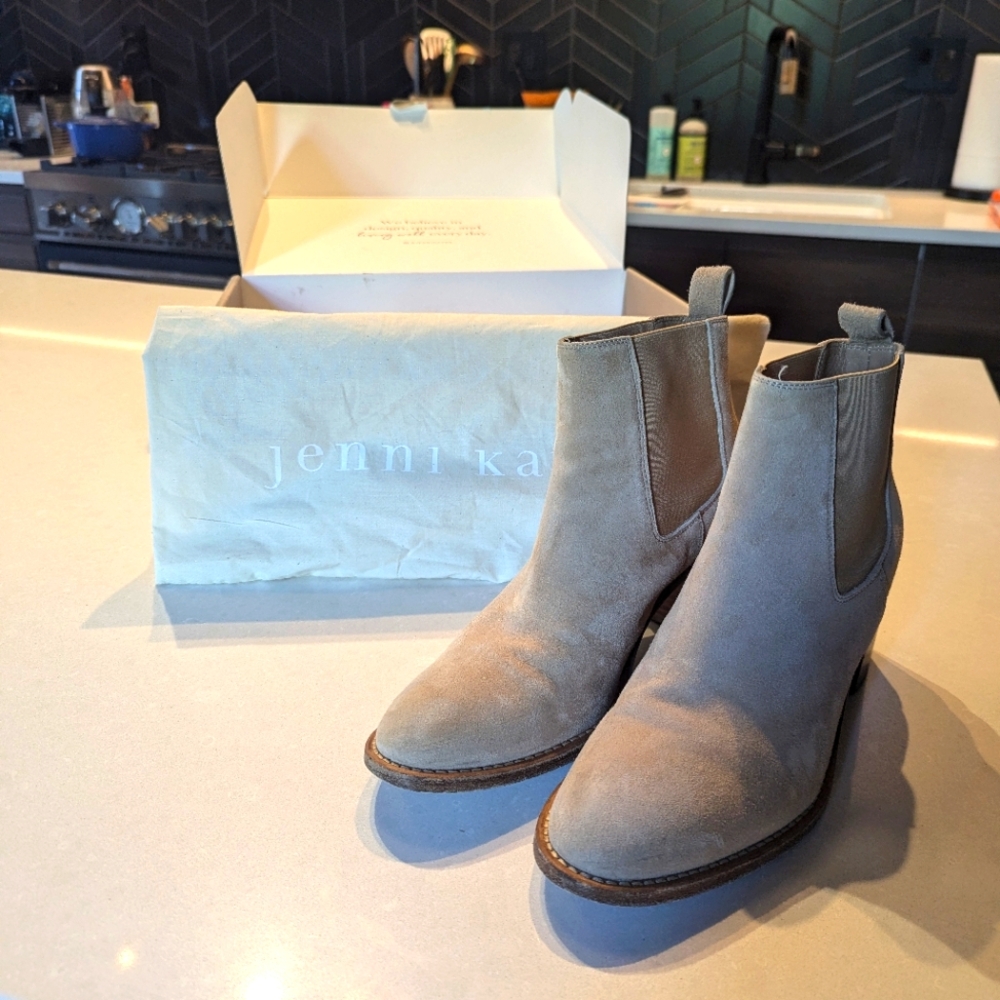 Jenni Jayne Suede Heeled Chelsea Boot